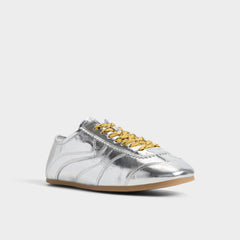 Silver Adrelya in Silver - Jogger sneaker, Jogger sole | Aldo
