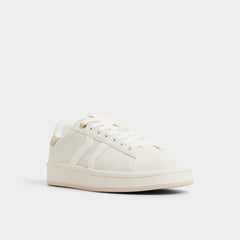 White Retrochic in White - Low top sneaker, Cup sole | Aldo