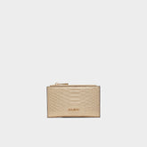 Gold Mereclyaa in Gold 14270295 - Wallet | Aldo