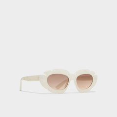 White Caumasee White Women's Cat eye - Cat eye sunglasses | Aldo