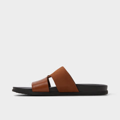 Cognac Marcelo in Cognac - Slide sandal | Aldo