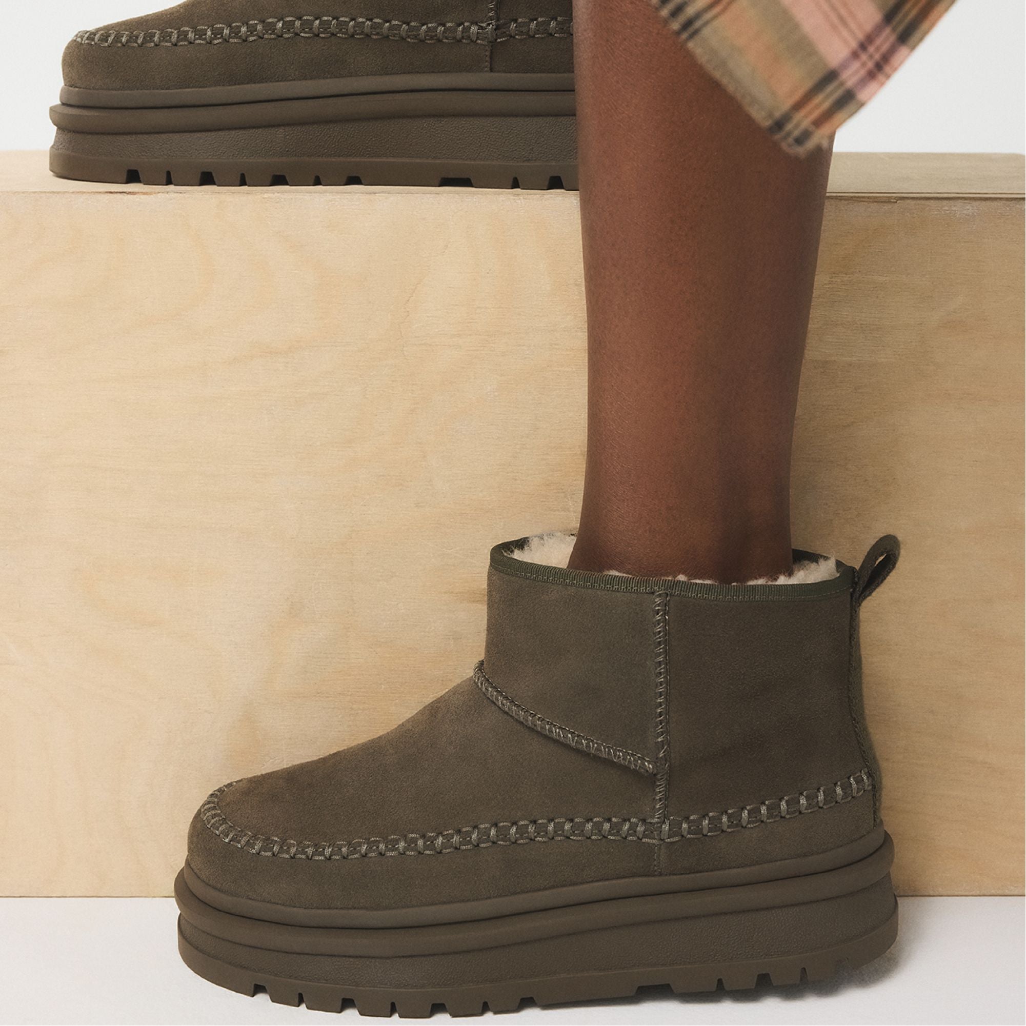 Dark Green Milanie in Dark Green - Ankle boot, Lug sole | Aldo