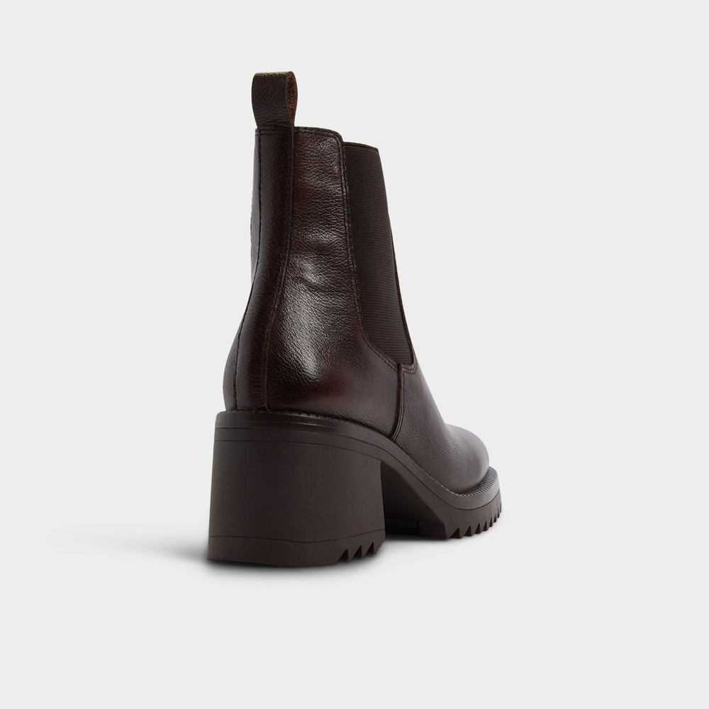 Medium brown Anneliese in Medium Brown - Chelsea boot, Lug sole | Aldo