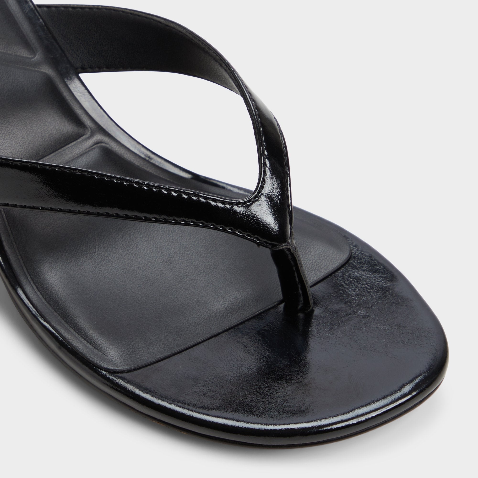 Black Jump Black Women's Strappy sandals - Heeled flip flop, Kitten heel | Aldo