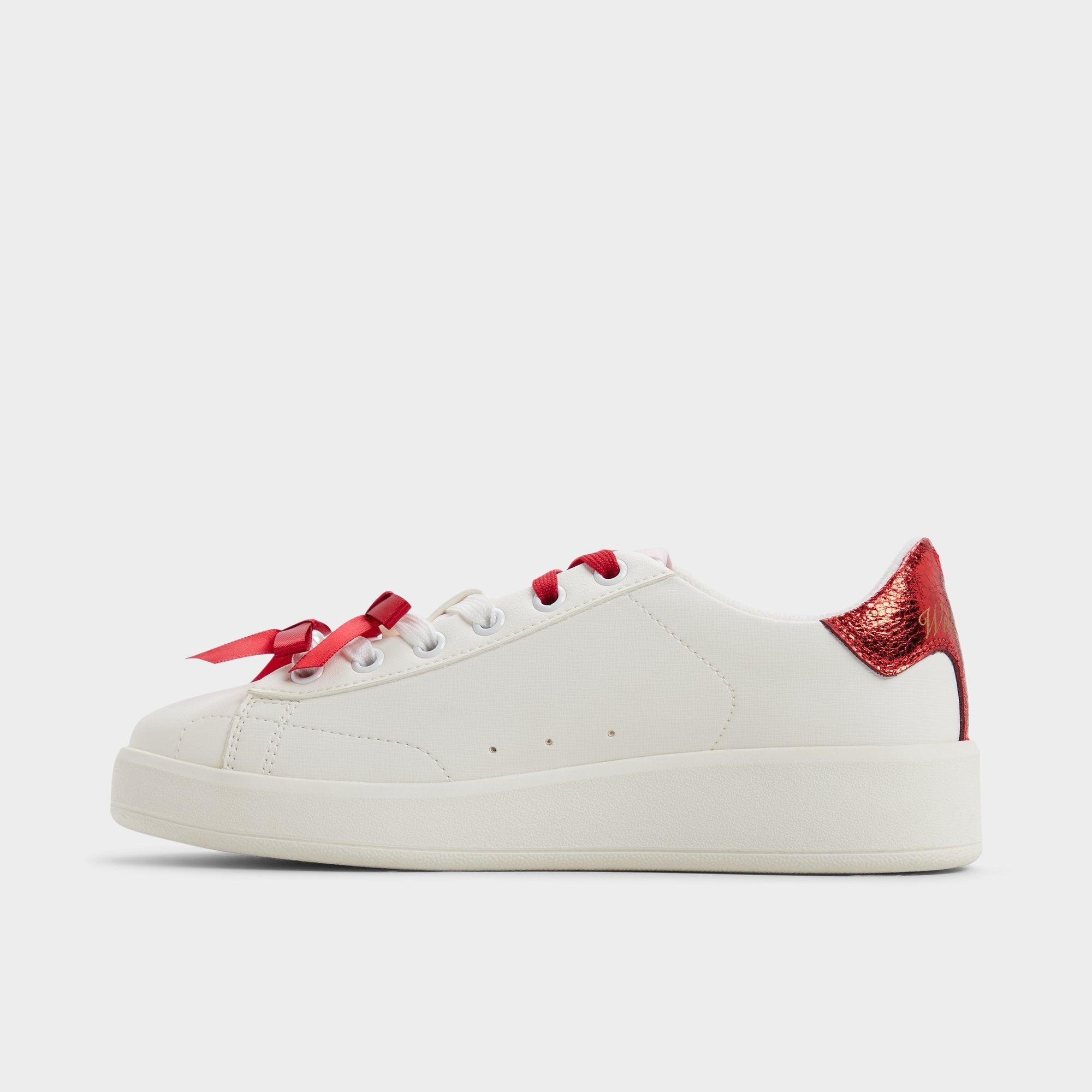 White Lovesneaker in White - Sneaker, Jogger sole | Aldo