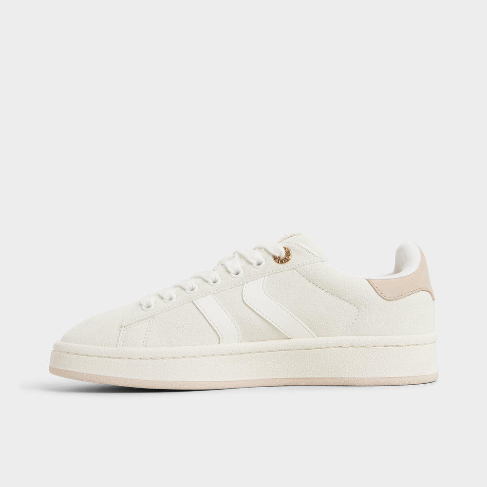 White Retrochic in White - Low top sneaker, Cup sole | Aldo