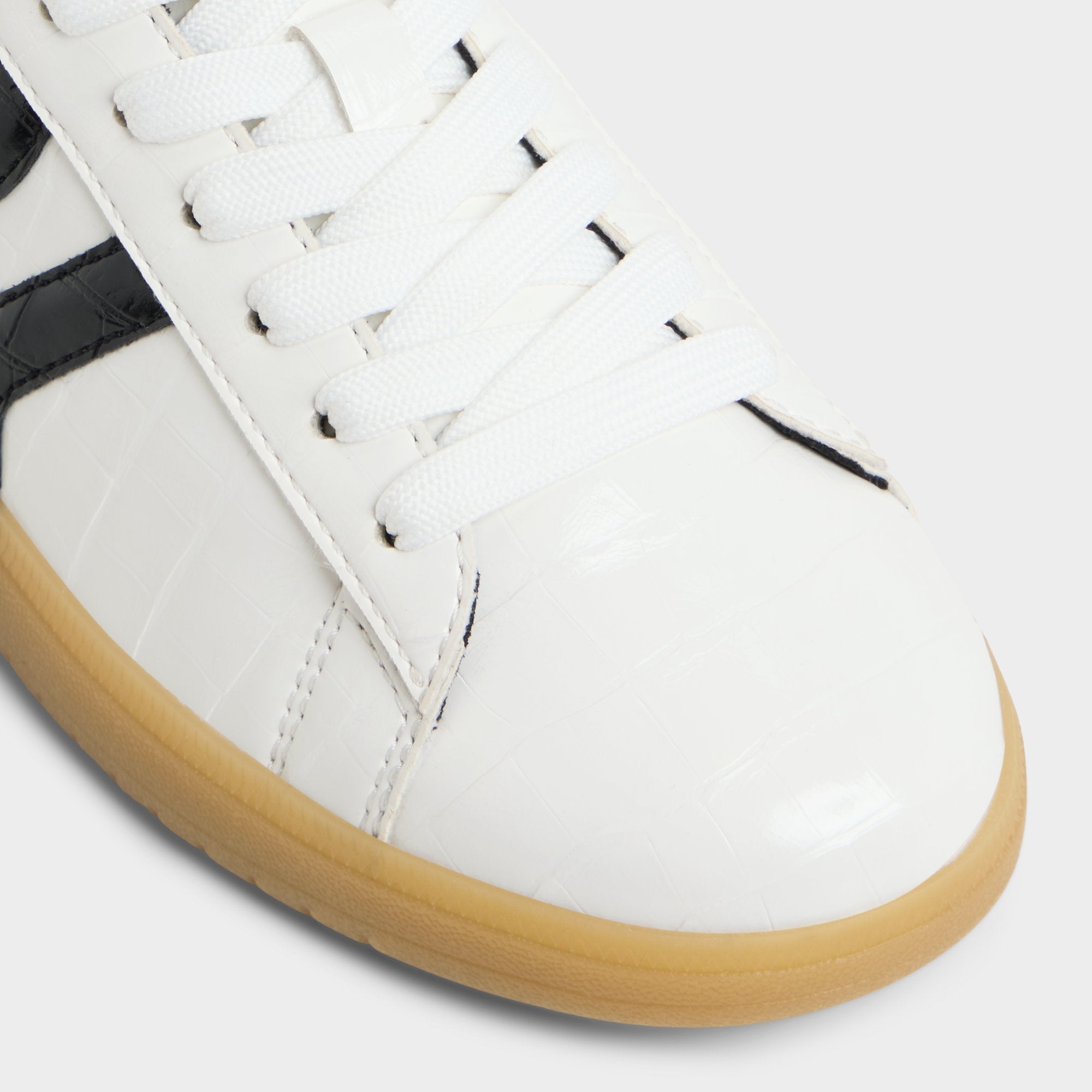 White/black Chicsneaker2 White/Black Women's Low top sneakers - Sneaker, Cup sole | Aldo