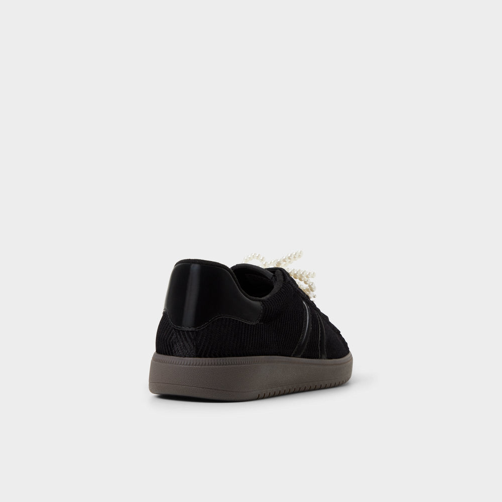 Black/black Chicsneaker2 in Black Black - Low top sneaker, Cup sole | Aldo