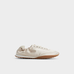 Light beige Balletsnkr Light Beige Women's Low top sneakers - Jogger sneaker | Aldo