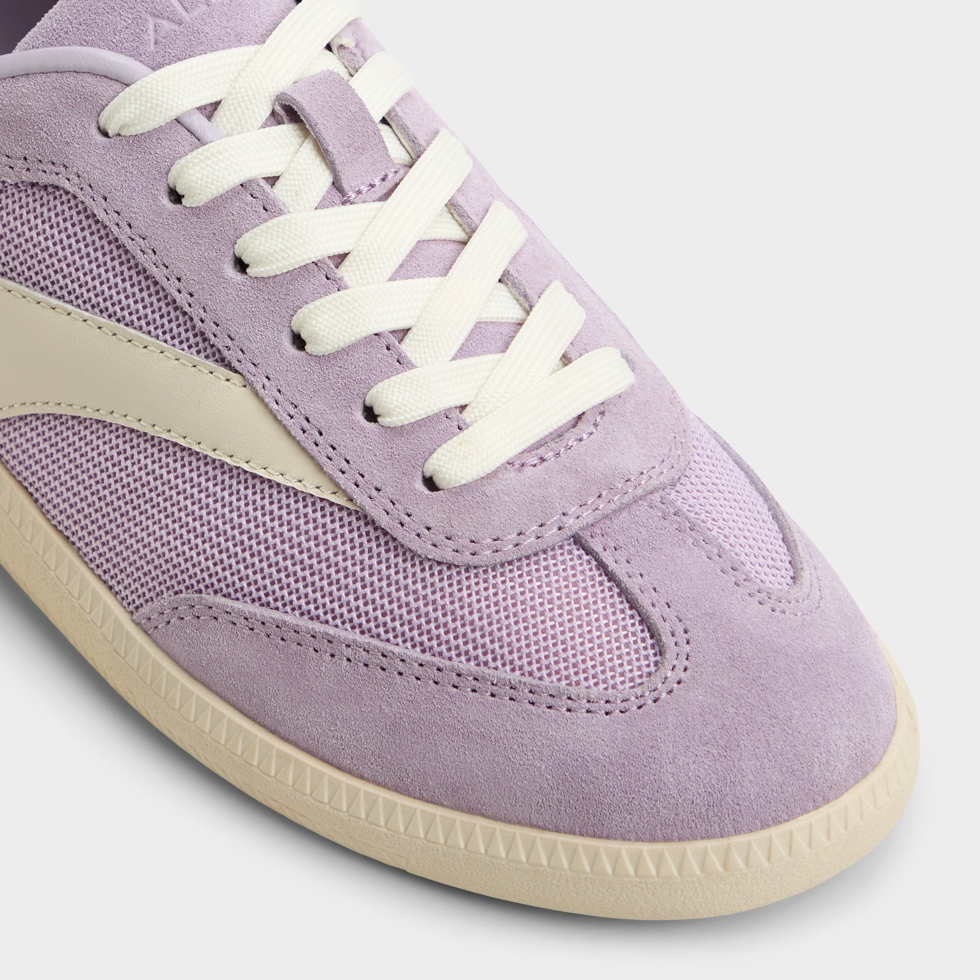 Light Purple Clubstyle Light Purple Women's Low top sneakers - Jogger sneaker, Jogger sole | Aldo
