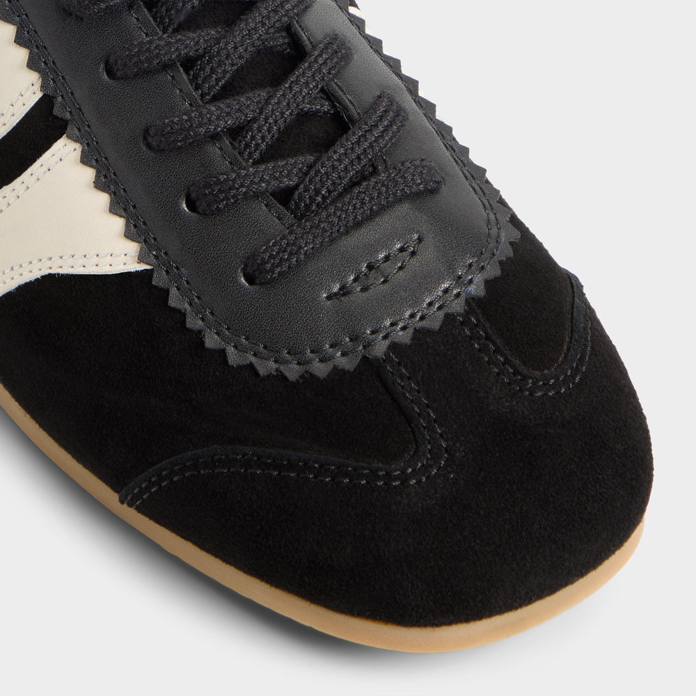 Black Adrelya in Black - Jogger sneaker, Jogger sole | Aldo