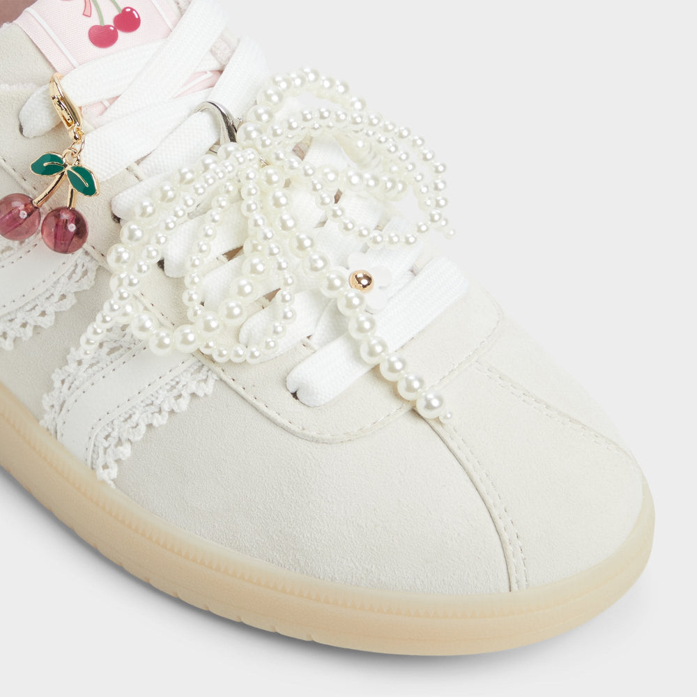 White/Bone Sweetthing White/Bone Women's Low top sneakers - Low top sneaker, Cup sole | Aldo