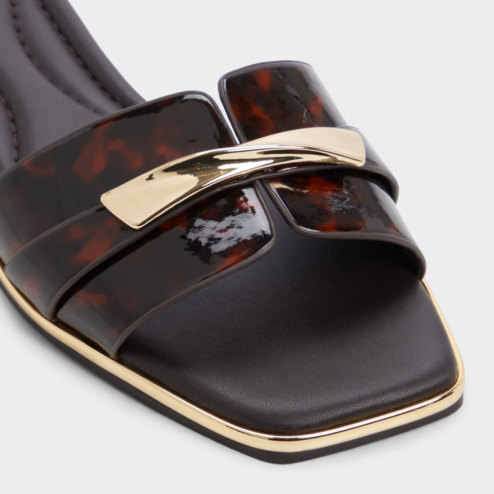 Open brown Darlina in Open Brown - Slide sandal | Aldo