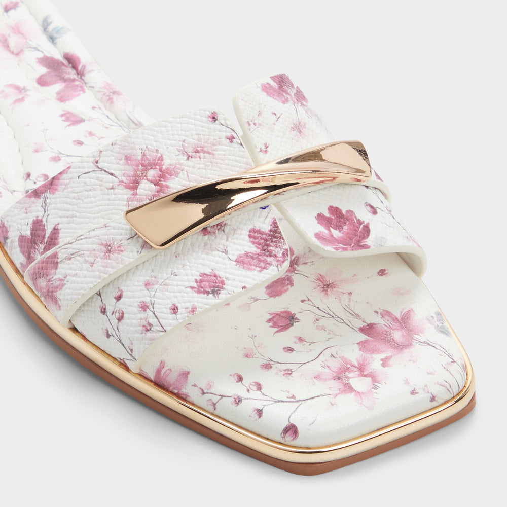 White combo Darlina in White Combo - Slide sandal | Aldo