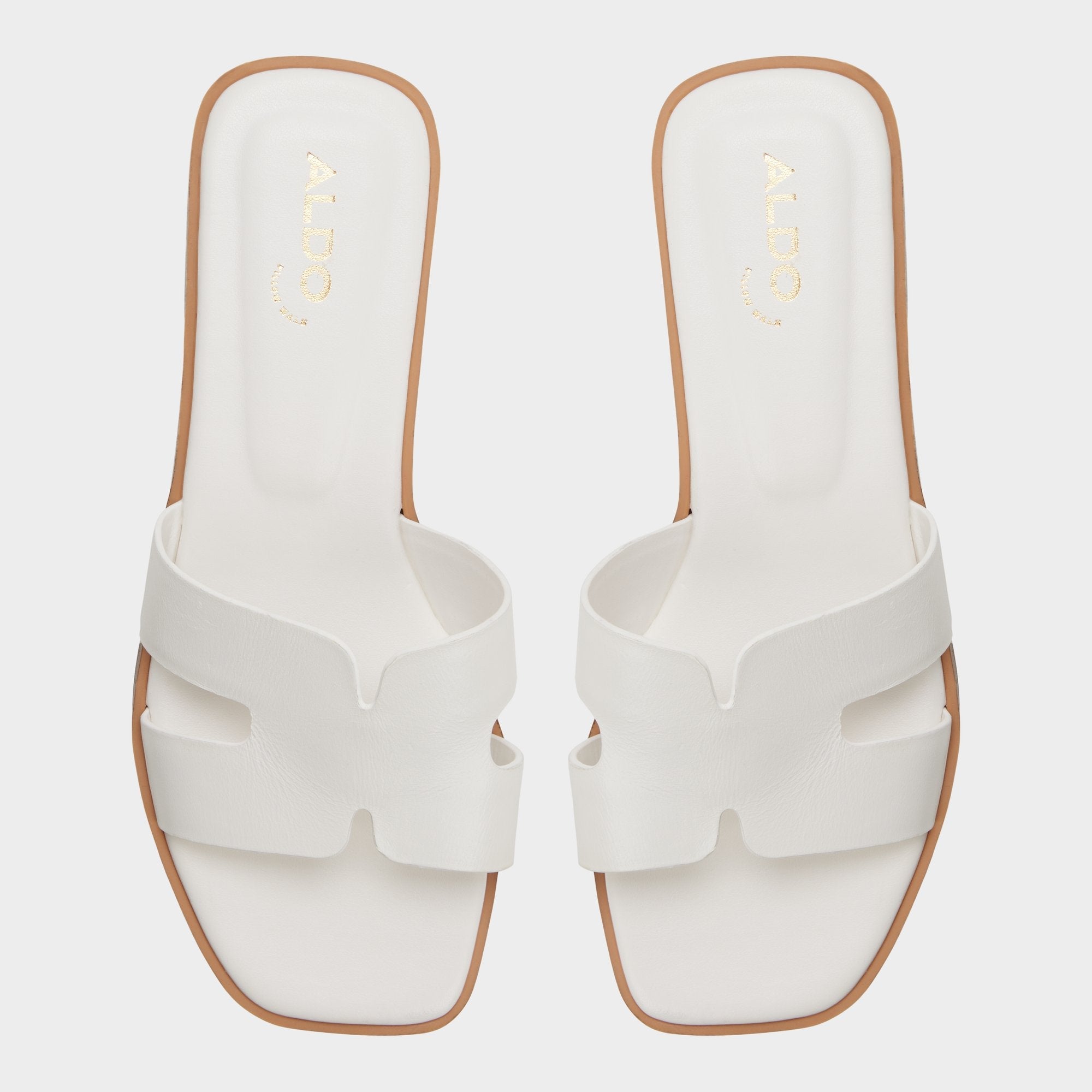 White Itsandalb in White - Slide sandal | Aldo