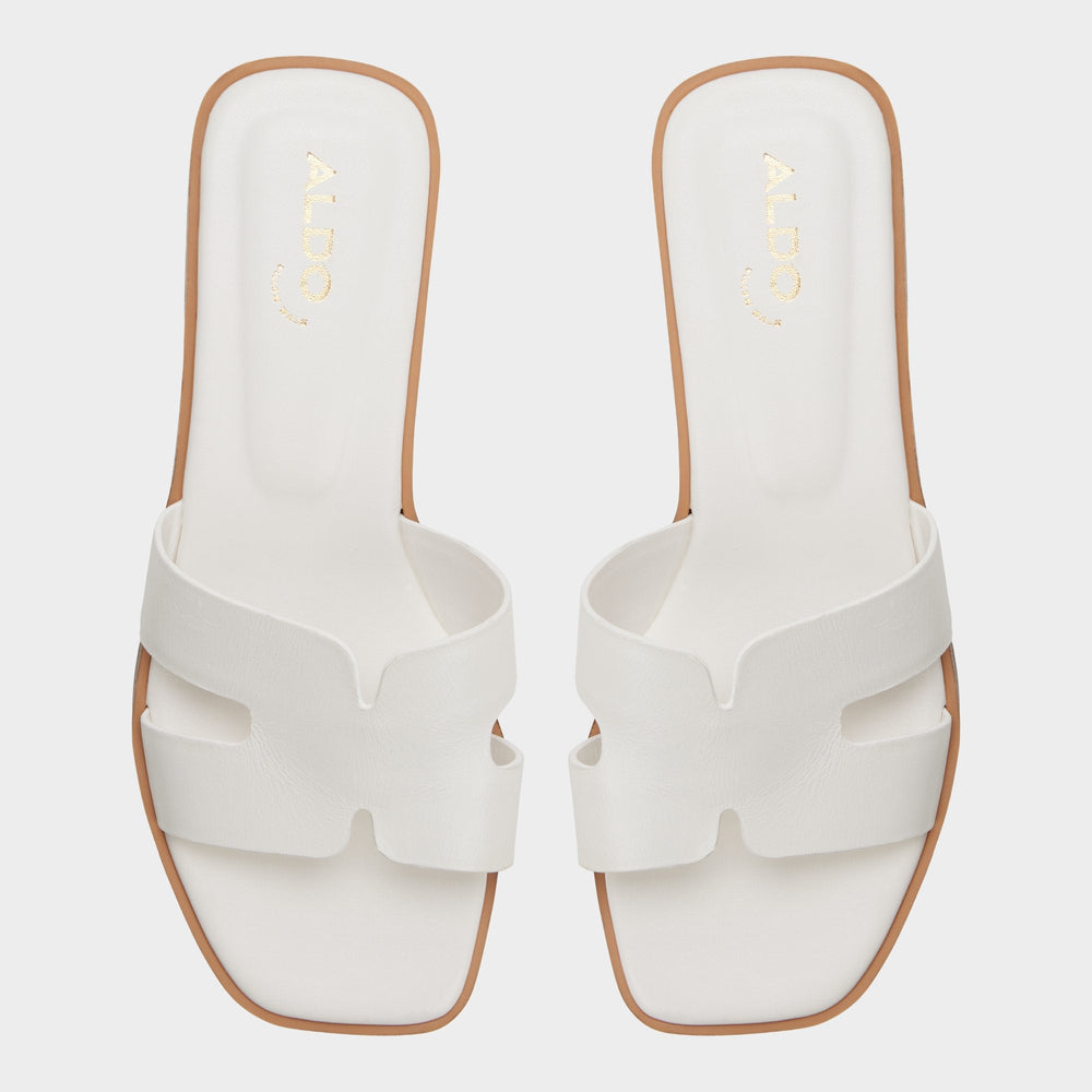 White Itsandalb in White - Slide sandal | Aldo