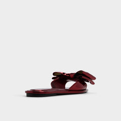 Medium red Bowetta in Medium Red - Slide sandal | Aldo