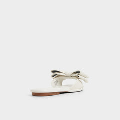Other white Bowetta in Other White - Slide sandal | Aldo