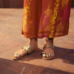 Gold Beachwalk Gold Women's Iridescent metallics - Slide sandal | Aldo