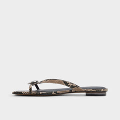 White/black Iliria White/Black Women's Flats - Slide sandal | Aldo
