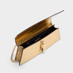Gold Mmychaelaa in Gold - Clutch | Aldo