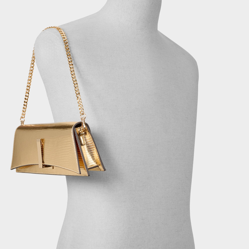 Gold Mmychaelaa in Gold - Clutch | Aldo