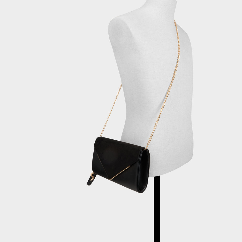 Black Serpantee in Black - Clutch | Aldo