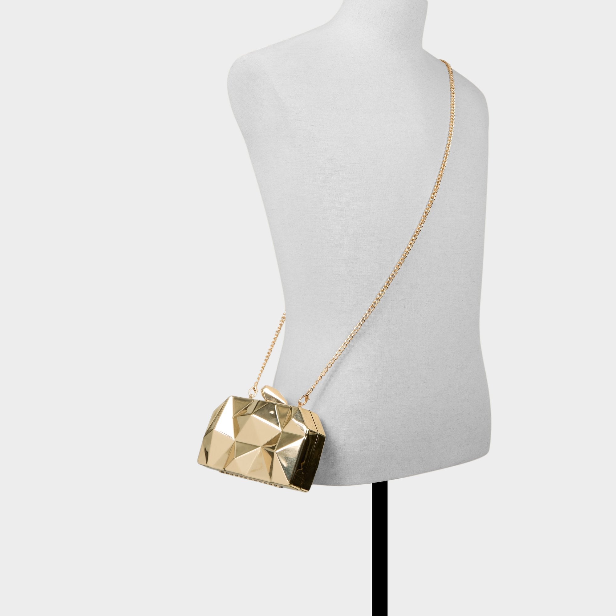 Gold Azuraax in Gold - Clutch | Aldo
