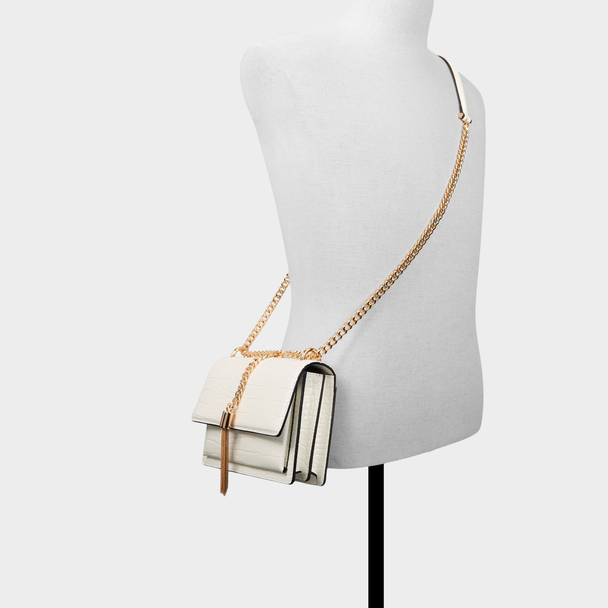 White Miyabell in White - Crossbody bag | Aldo