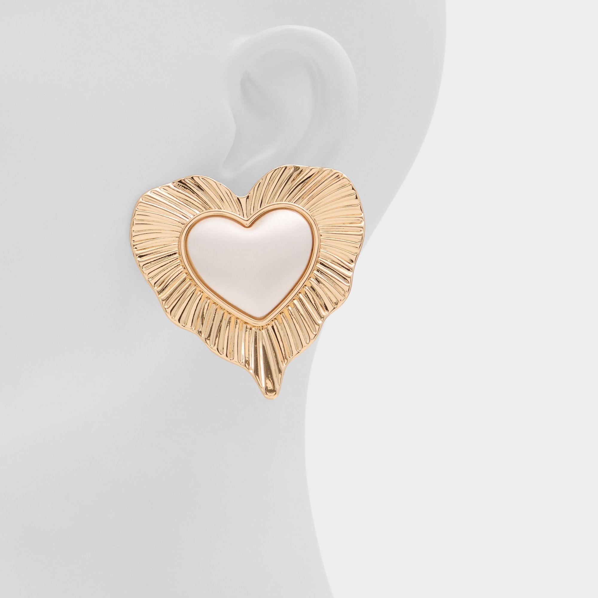 Metallic multi Valentine in Metallic Multi - Statement earrings | Aldo