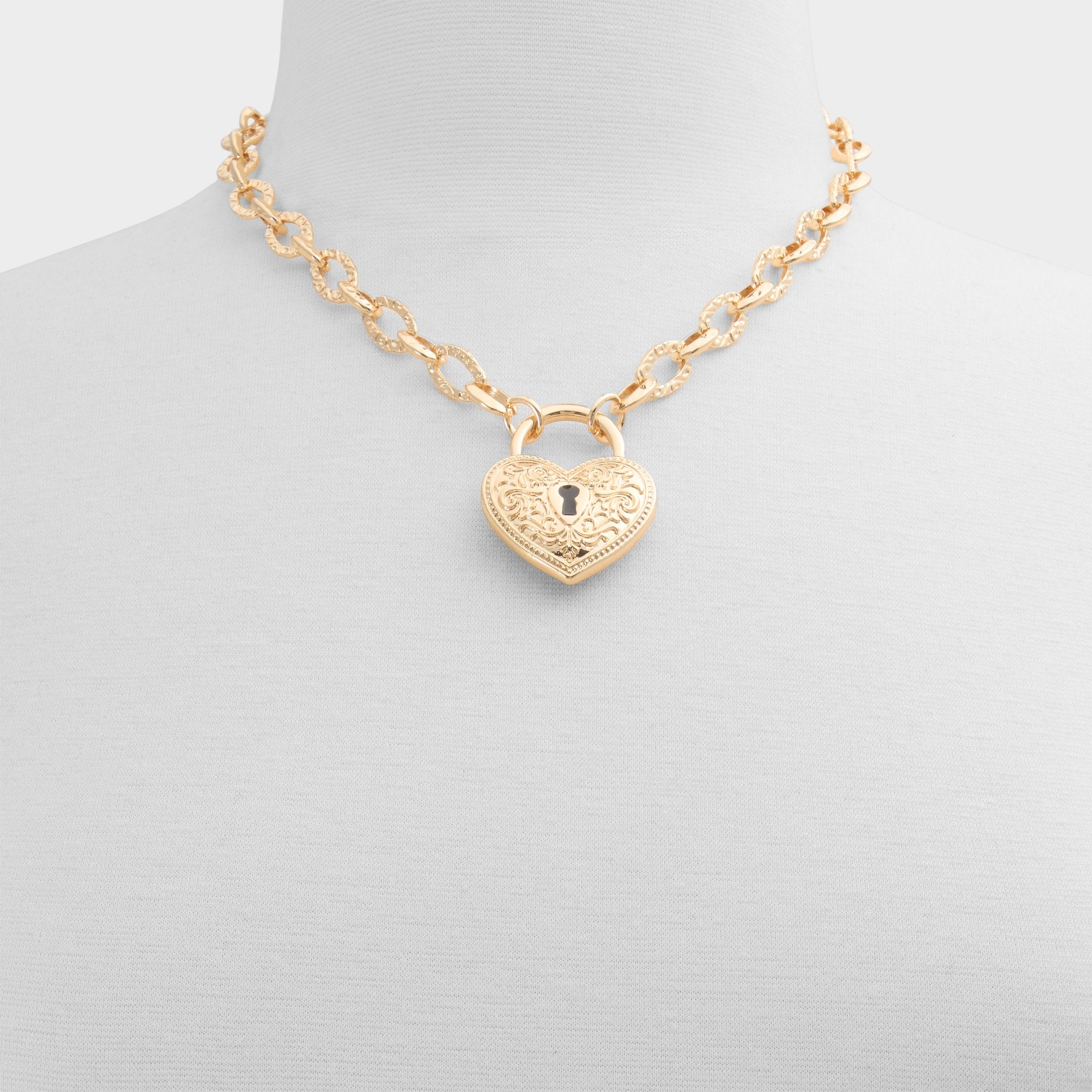 Gold Luvella in Gold - Necklace | Aldo