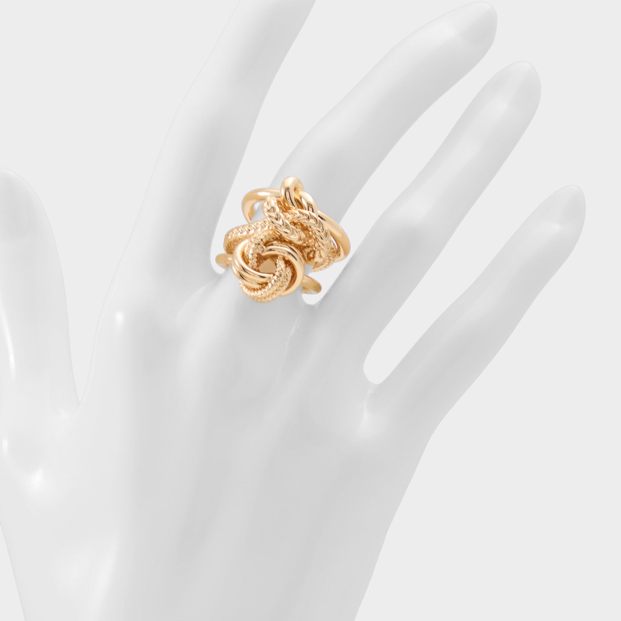 Gold Aurom in Gold - Ring | Aldo