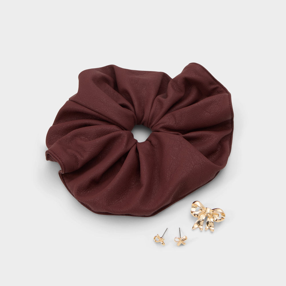 Brown Sleighbelle in Brown - Bag charm | Aldo