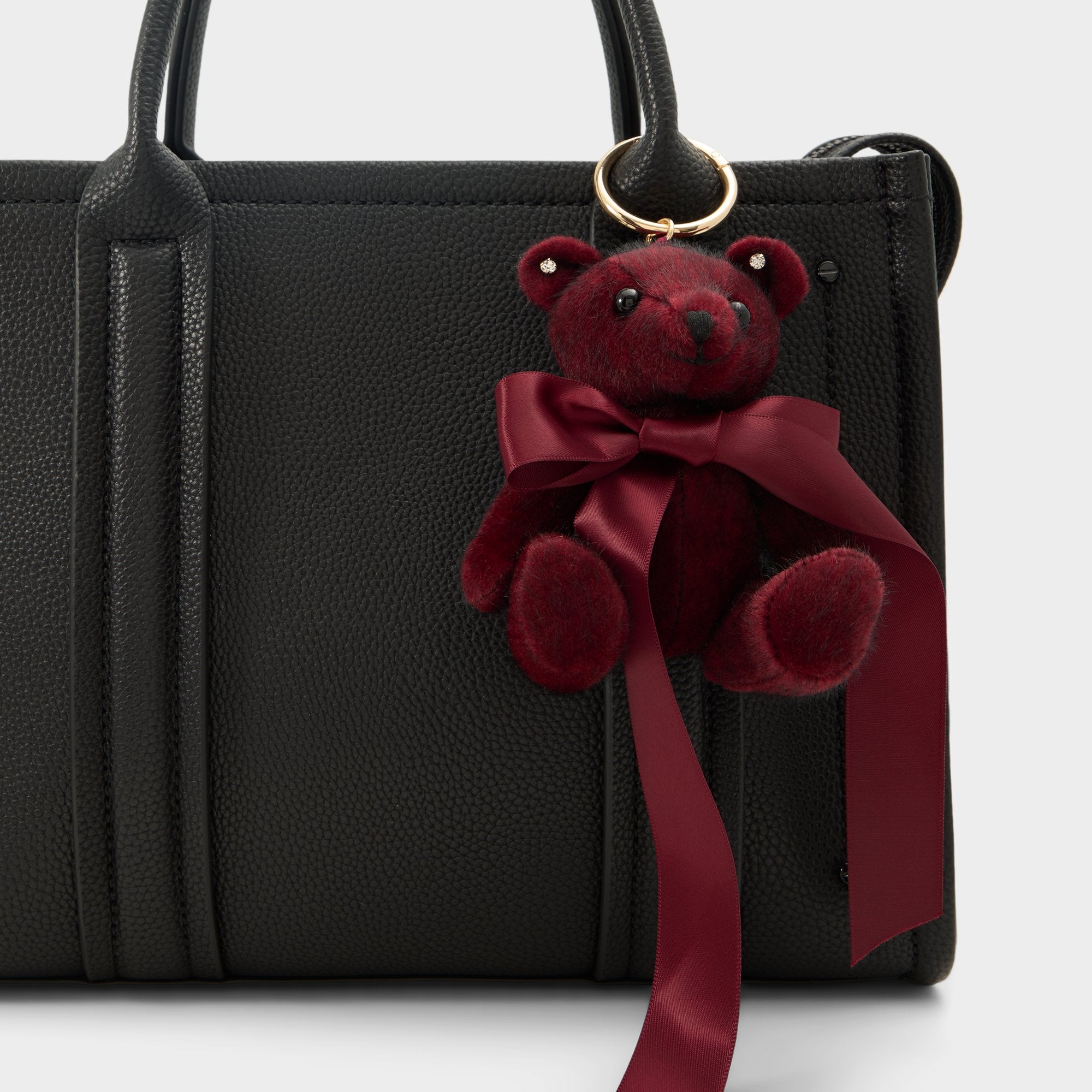 Bordo Tinnie in Bordo - Bag charm | Aldo