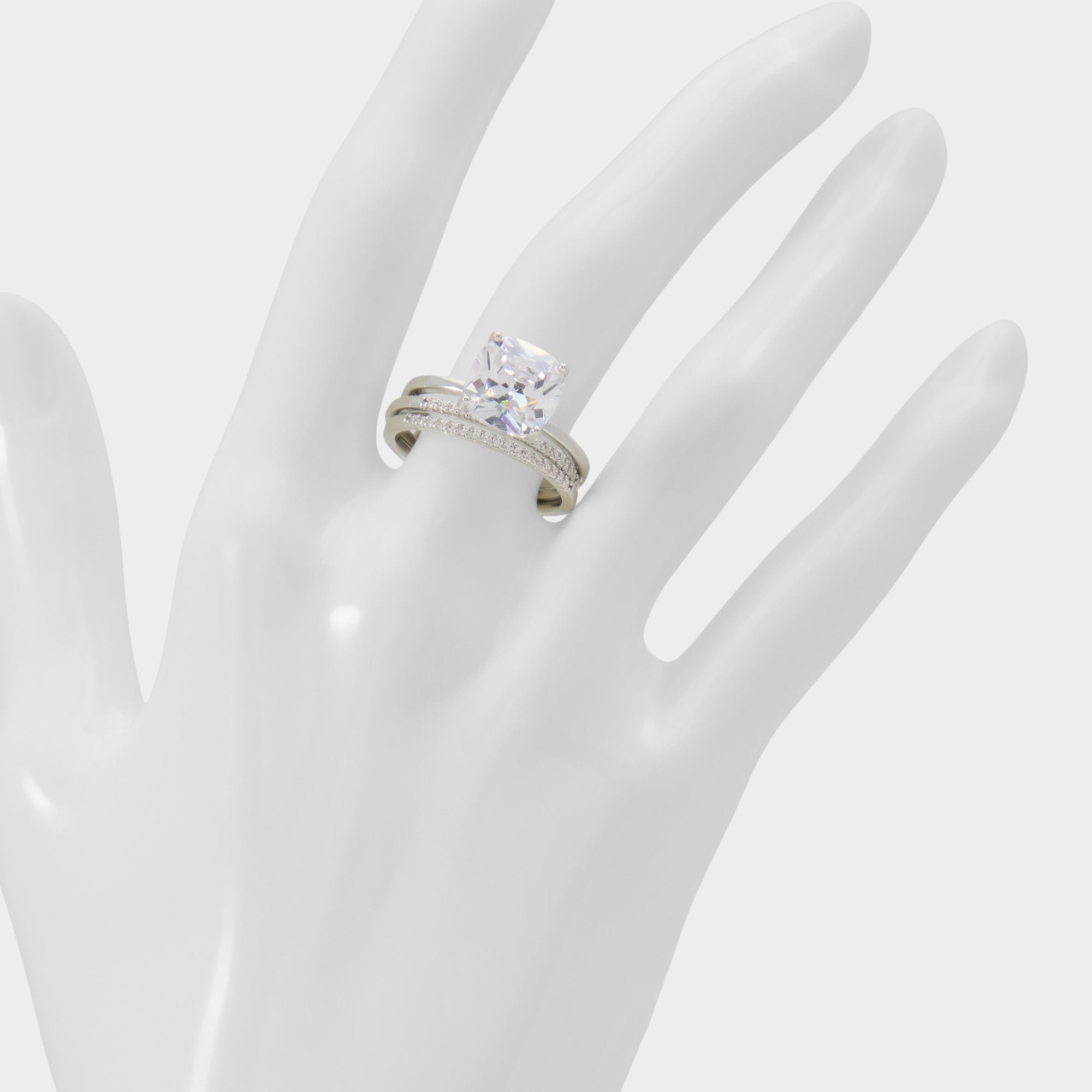 Silver/clear multi Lothoamas in Silver Clear Multi - Ring | Aldo