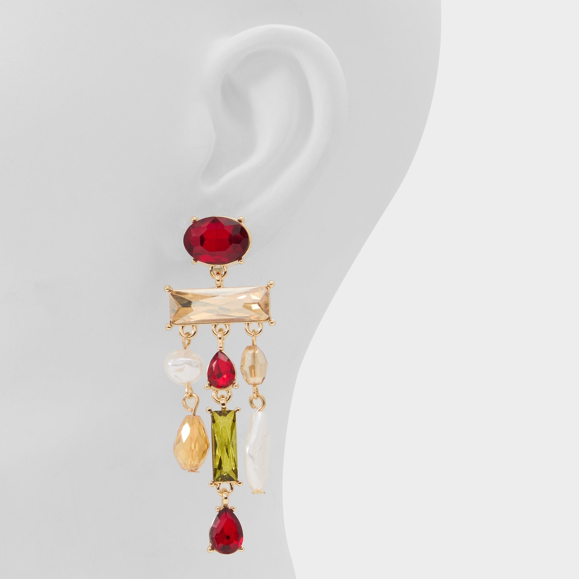 Bordo Savannahh in Bordo - Chandelier earrings | Aldo