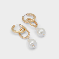 Gold Sloanne in Gold - Hoop earrings | Aldo
