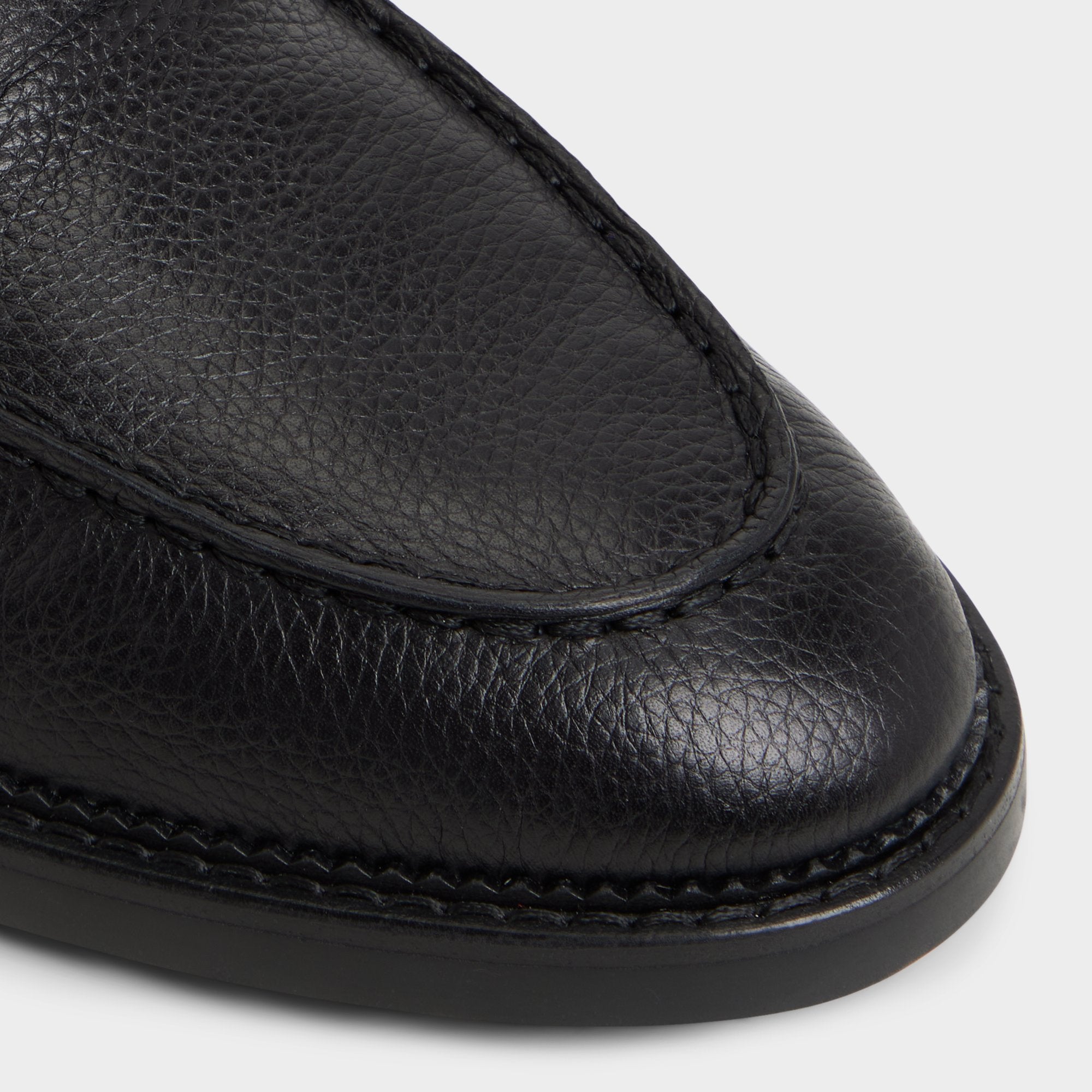 Open black Melvillee in Open Black - Loafer | Aldo