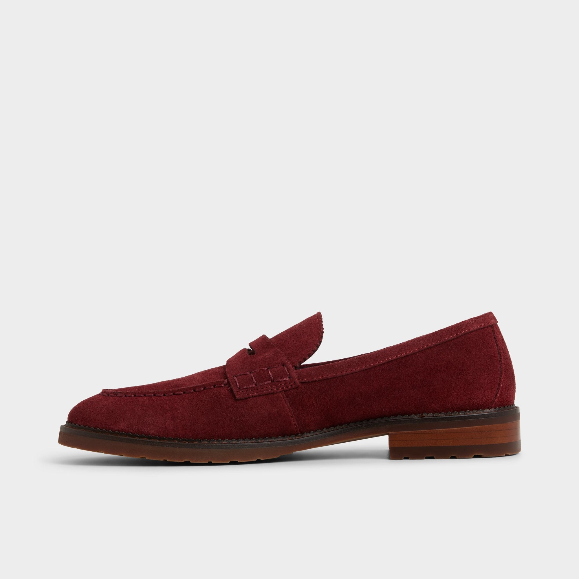 Medium red Melvillee in Medium Red - Loafer | Aldo