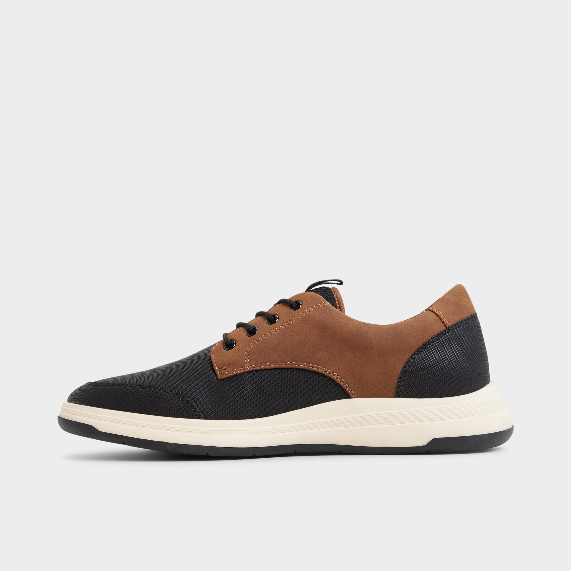 Cognac Konnorr in Cognac 14174577 - Oxford shoe | Aldo