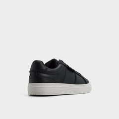 Black/black Courtline in Black Black 14253819 - Low top sneaker, Cup sole | Aldo