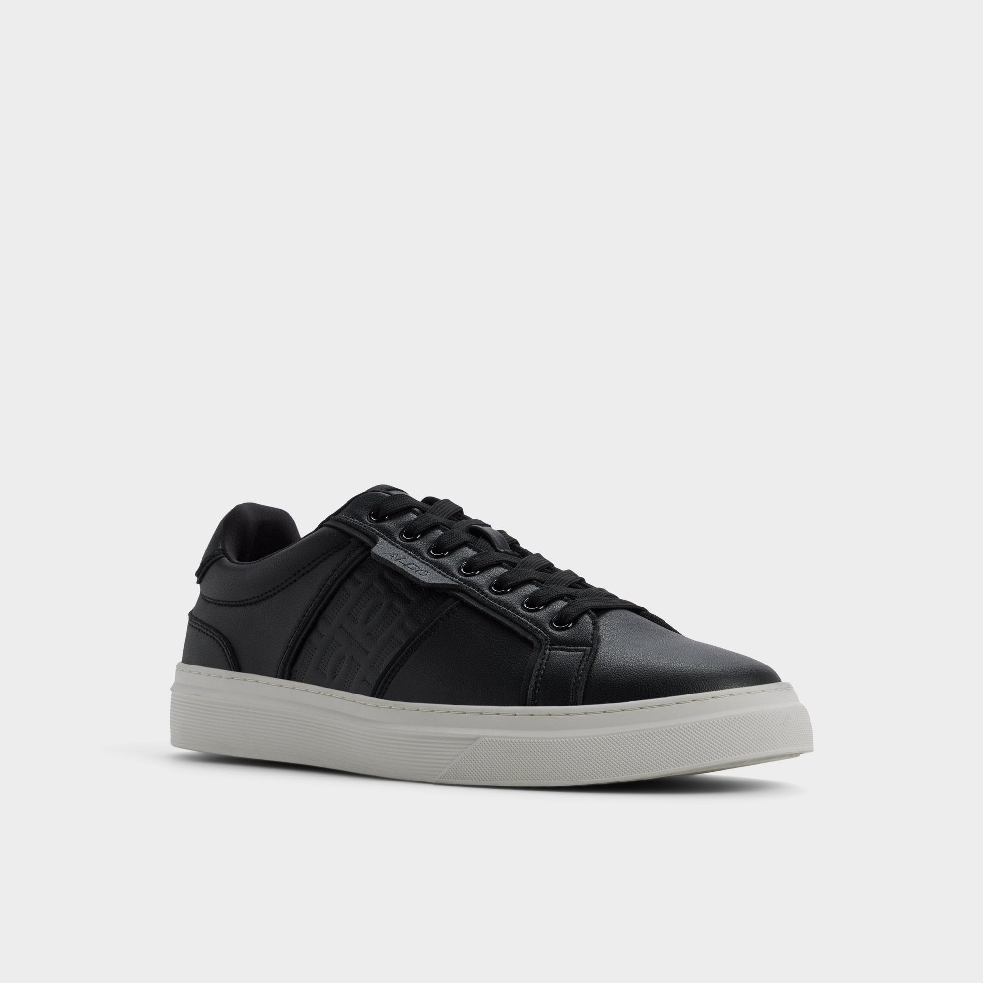 Black/black Courtline in Black Black 14253819 - Low top sneaker, Cup sole | Aldo