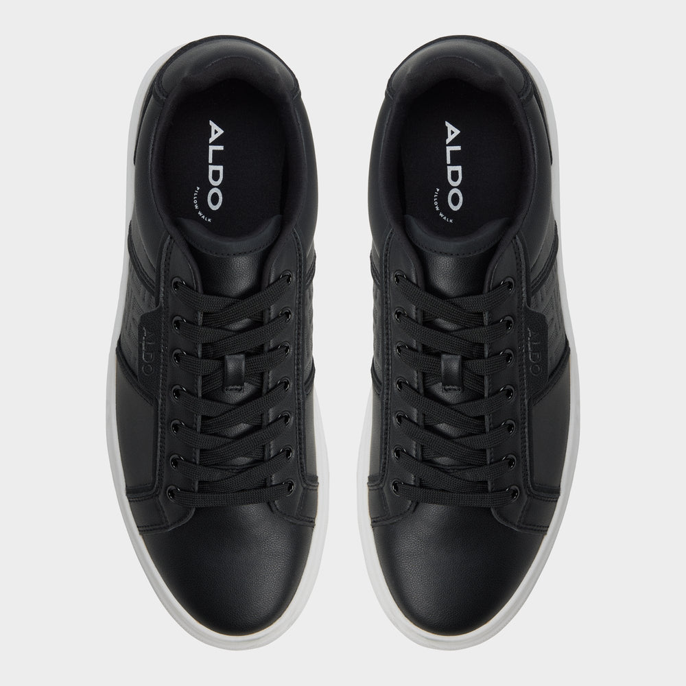 Black/black Courtline in Black Black 14253819 - Low top sneaker, Cup sole | Aldo