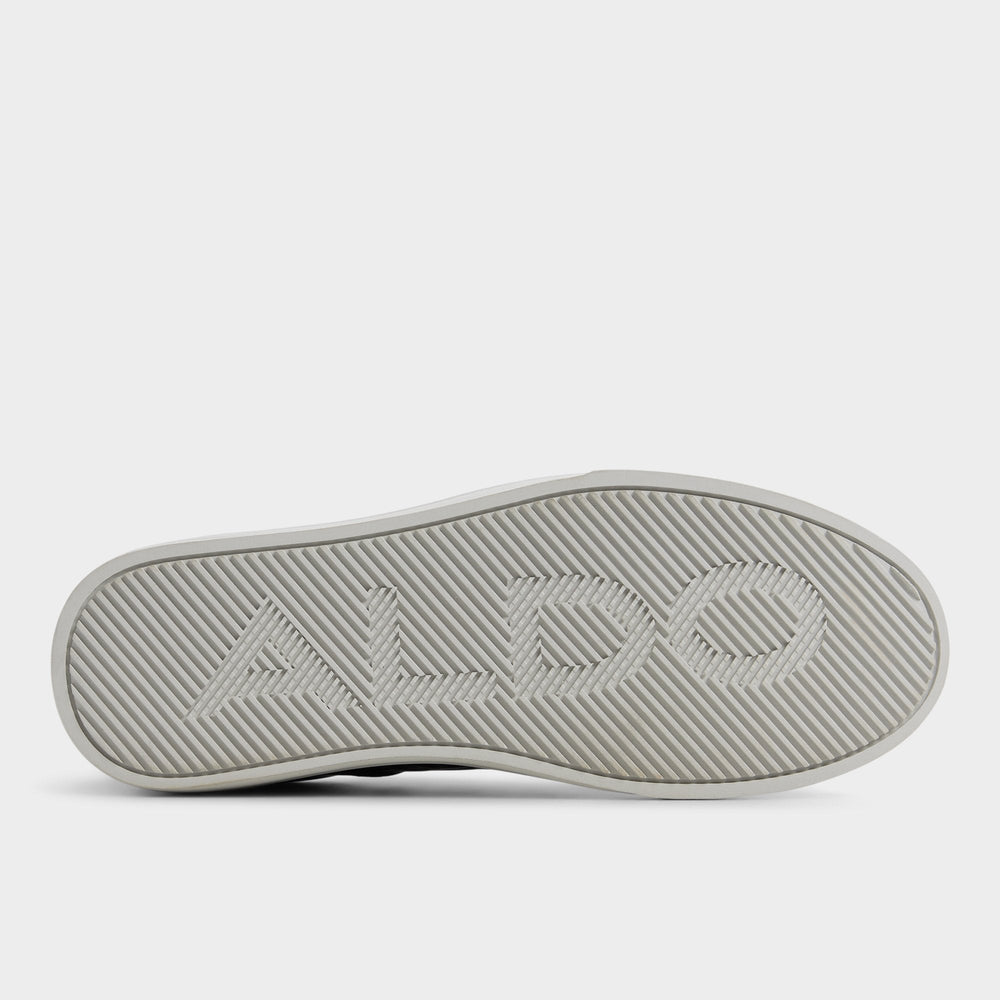 Black/black Courtline in Black Black 14253819 - Low top sneaker, Cup sole | Aldo