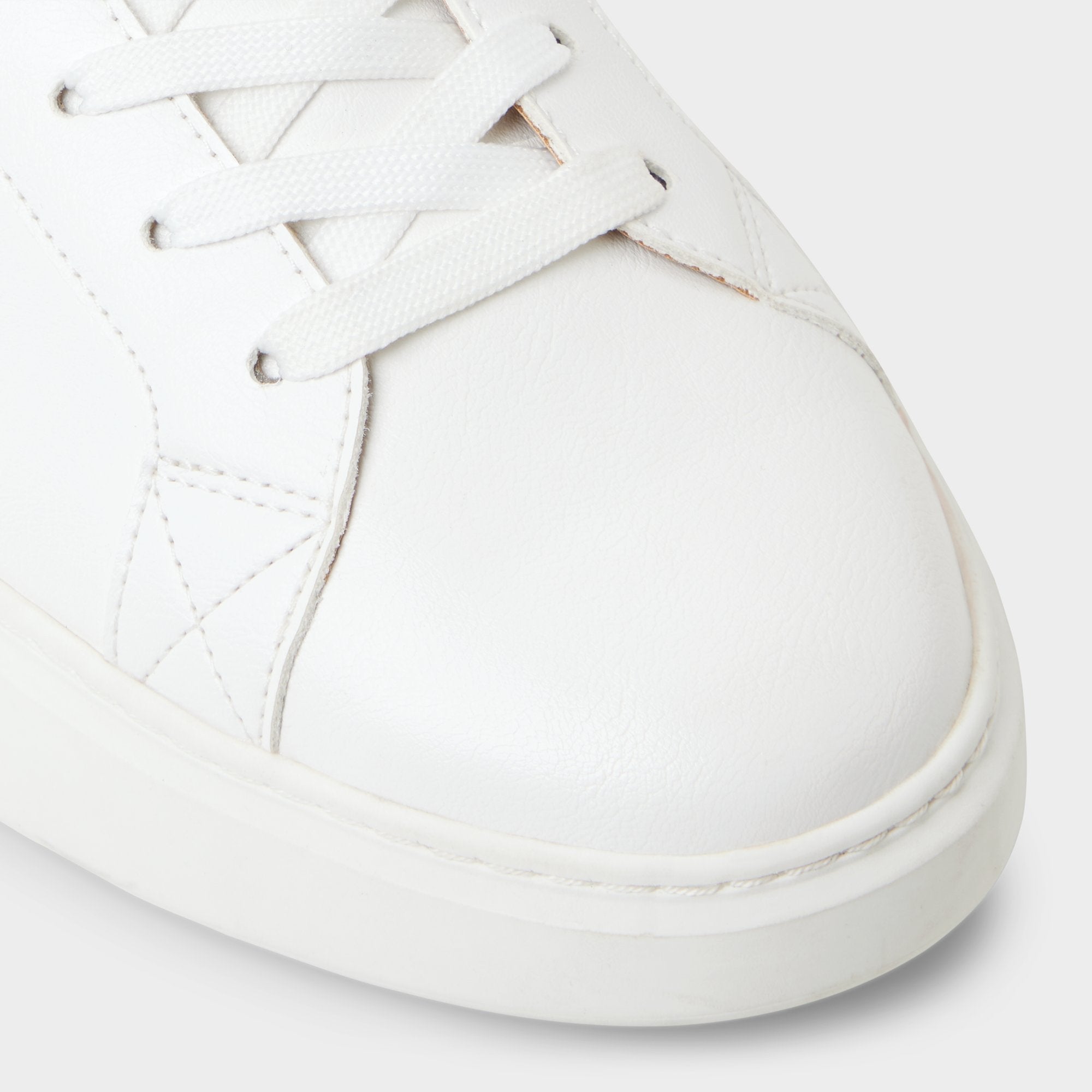 White Toddy in White - Low top sneaker | Aldo