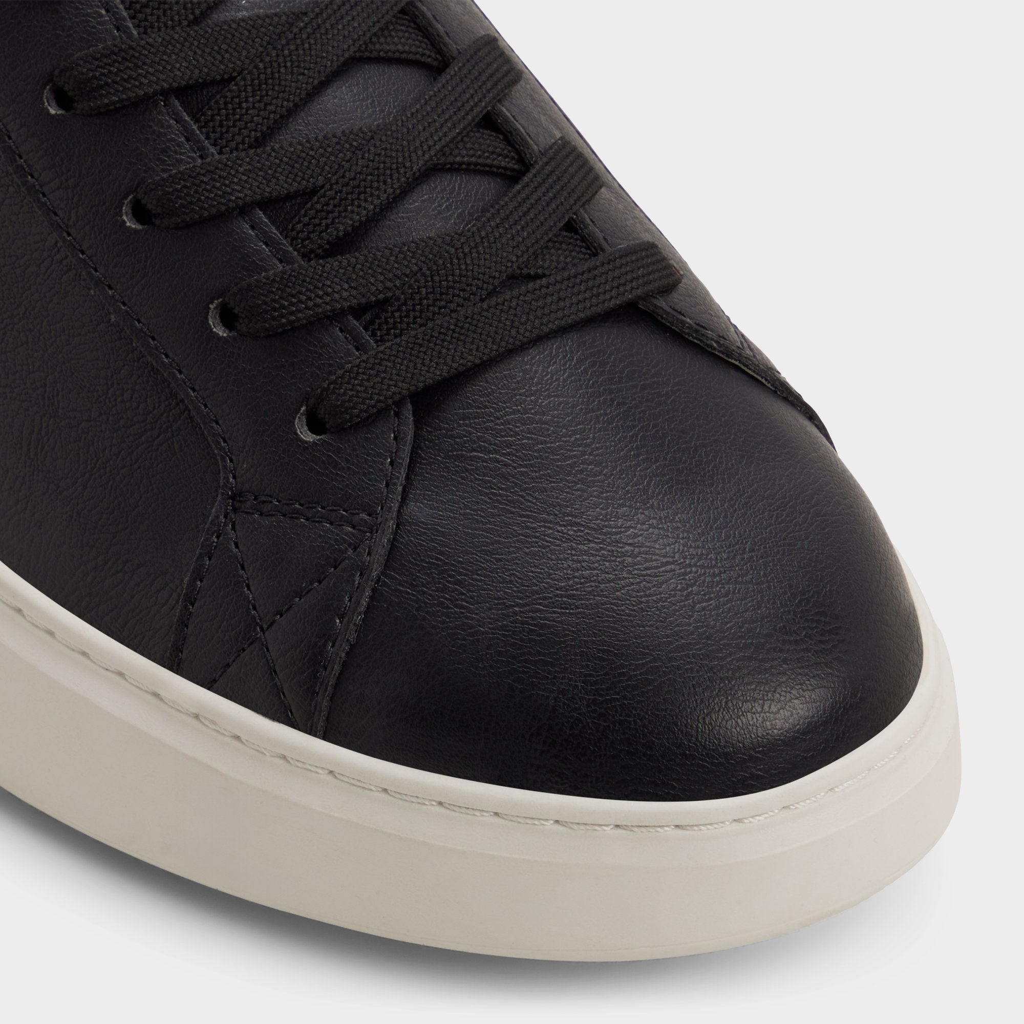 Black Rohan in Black - Low top sneaker | Aldo