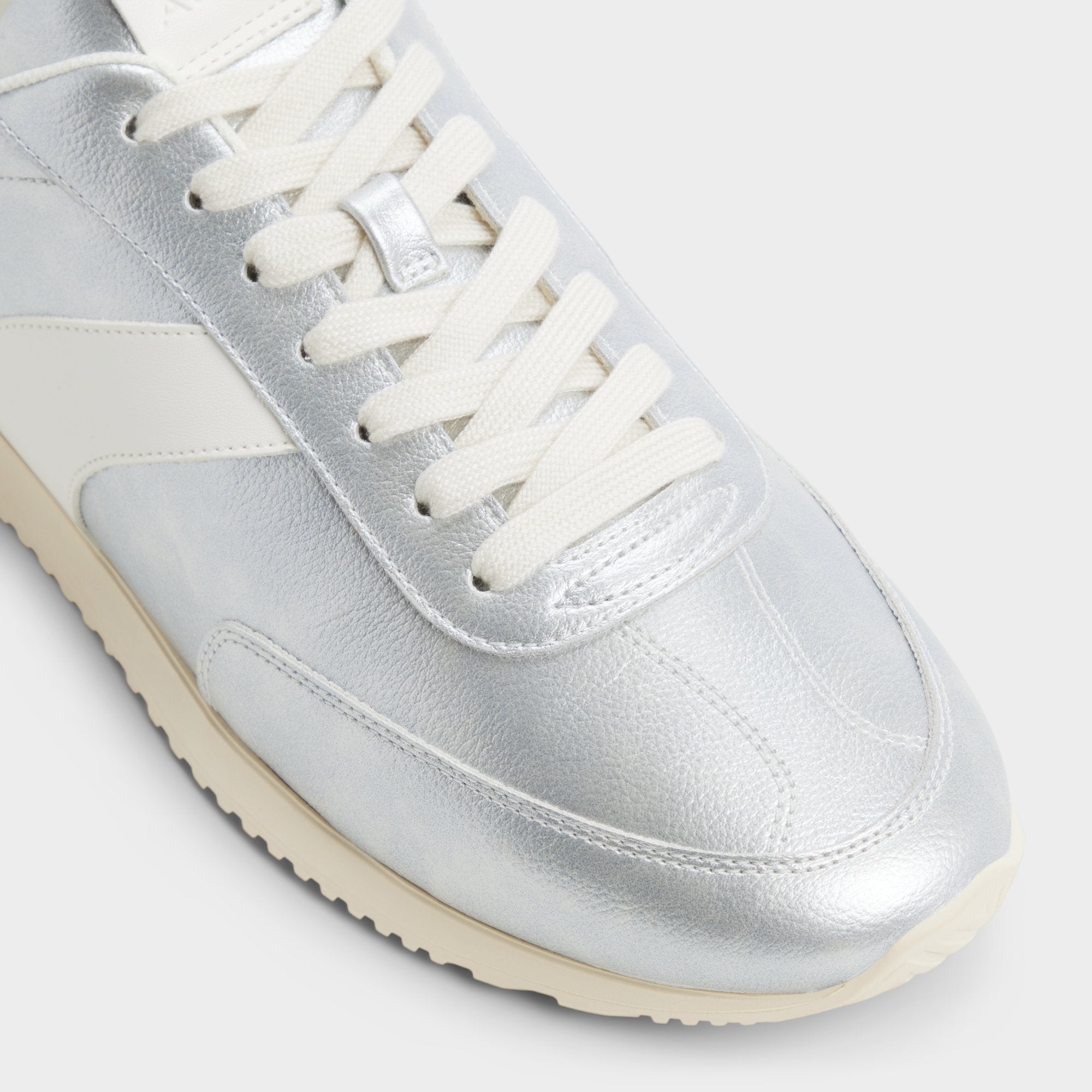 Silver Nathaniel in Silver - Low top sneaker, Cup sole | Aldo