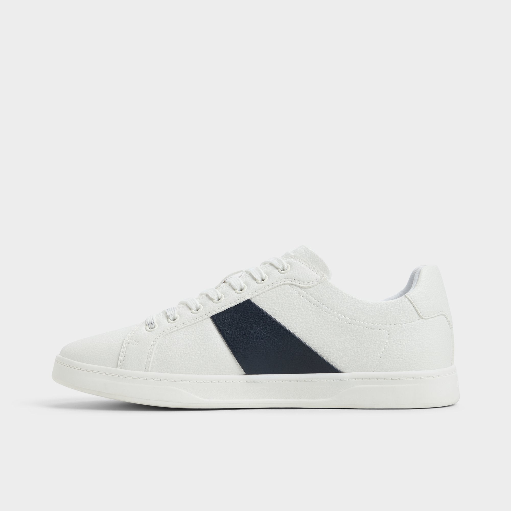 White/Navy Ozzy White/Navy Men's Low top - Low top sneaker, Cup sole | Aldo