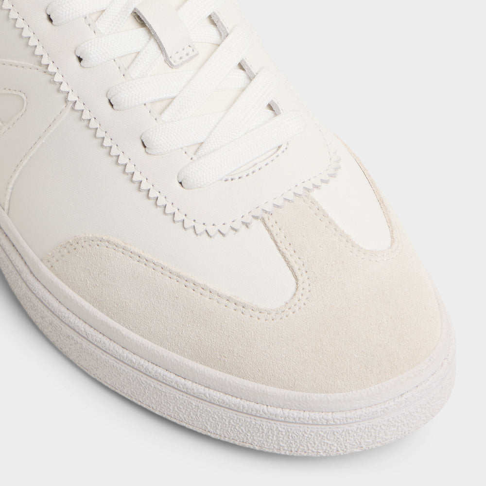 White Clubtrainer in White 14112554 - Low top sneaker, Cup sole | Aldo