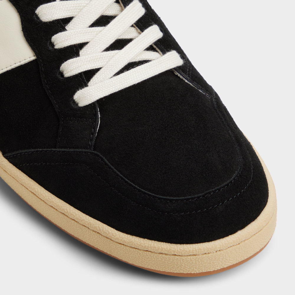 Black Roscoe in Black 14161308 - Low top sneaker, Cup sole | Aldo